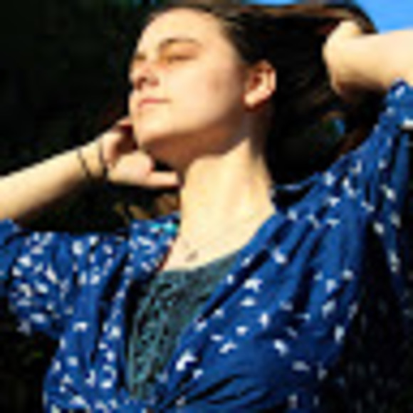 Meet your Posher, Allegra - Picture 1 of 1